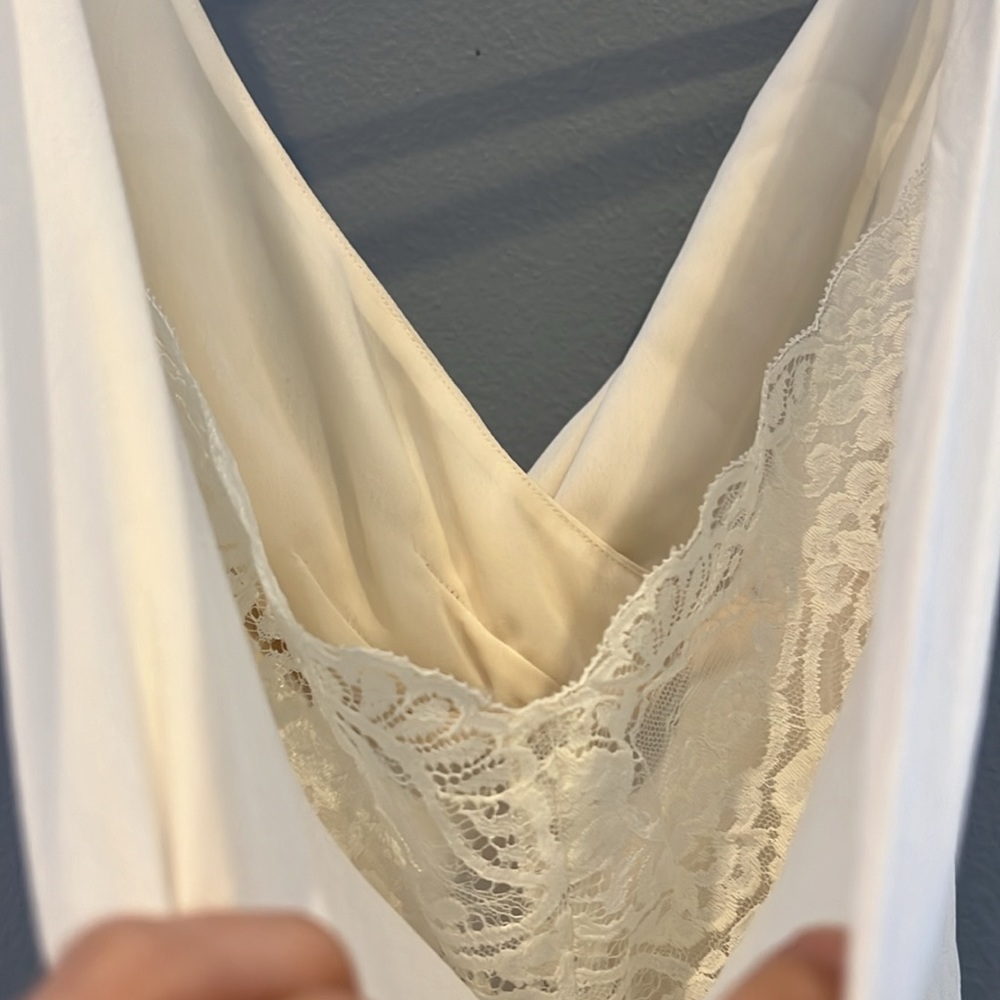 Elegant V-Neck Cream Wedding Dress - Picture 3 of 6